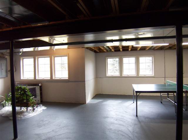 1669 Maple Creek Court Rochester, MI 48306 - Photo 25 of 28 31092027-24.JPG