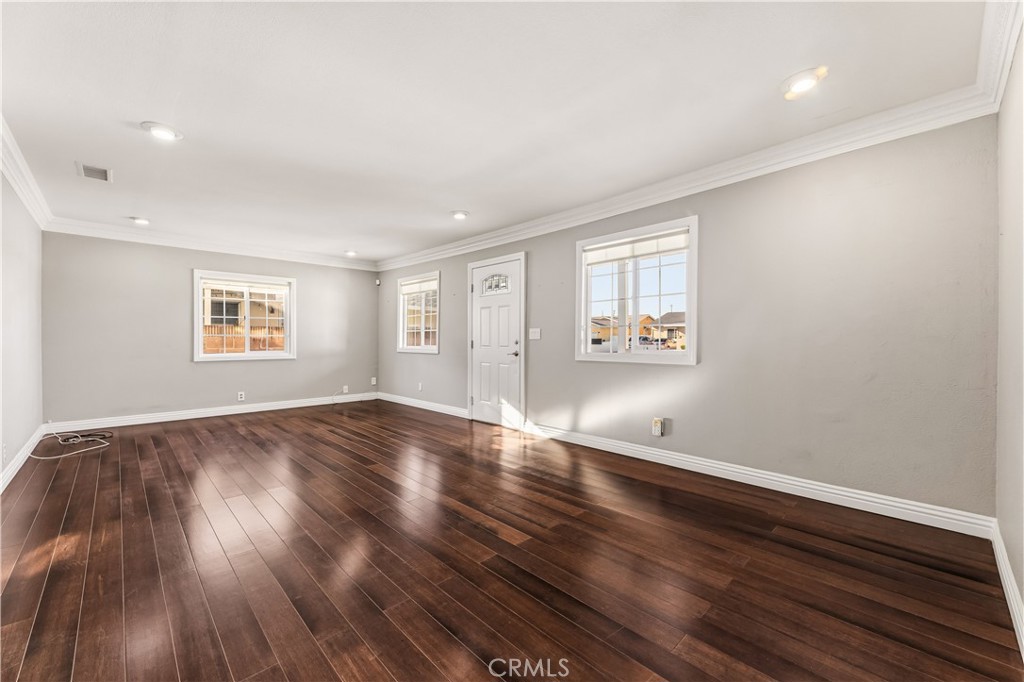 424 West 230th Street Carson, CA 90745 - Photo 5 of 34