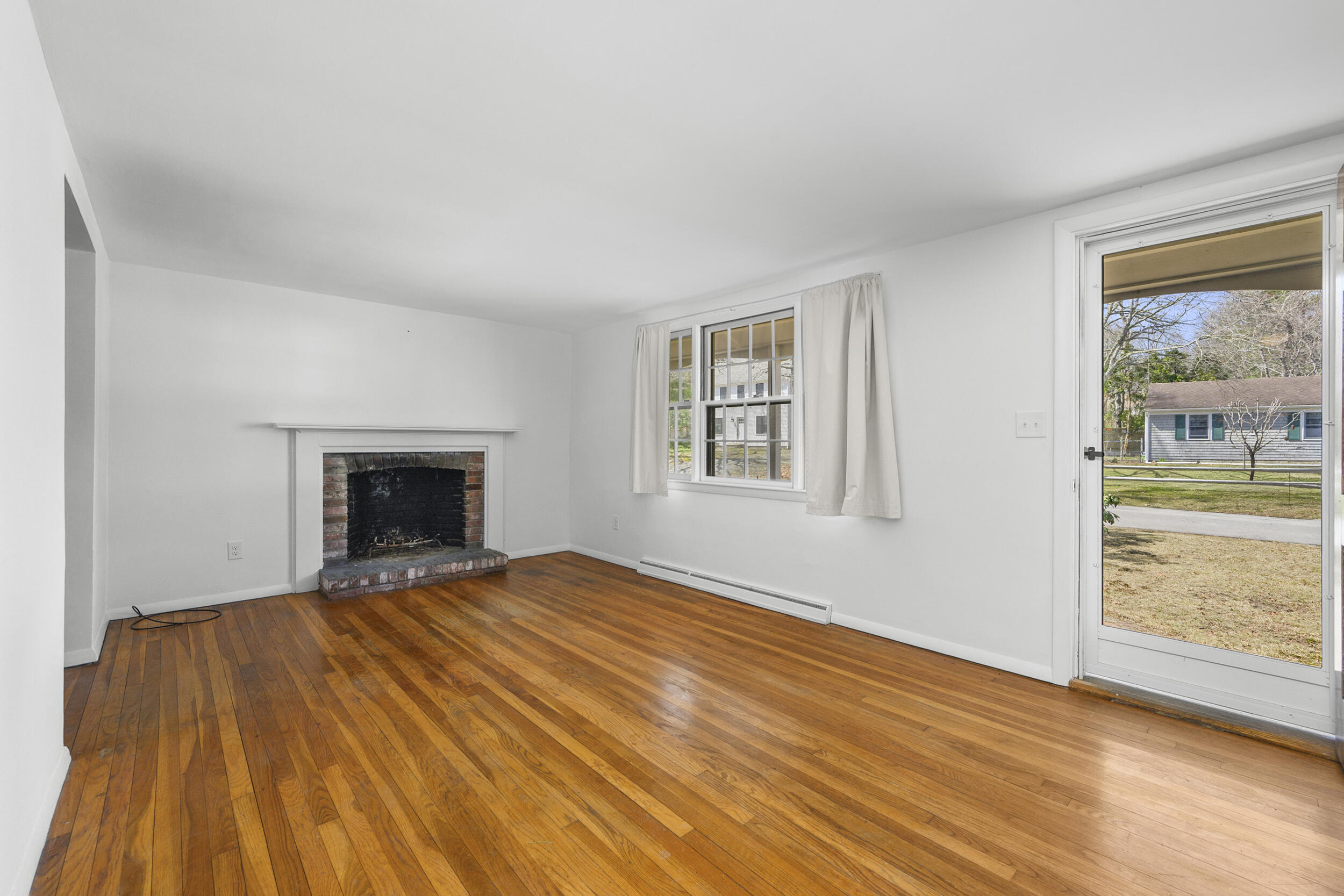 22 Longfellow Drive Centerville, MA 02632 - Photo 7 of 34 7_dsc_2221