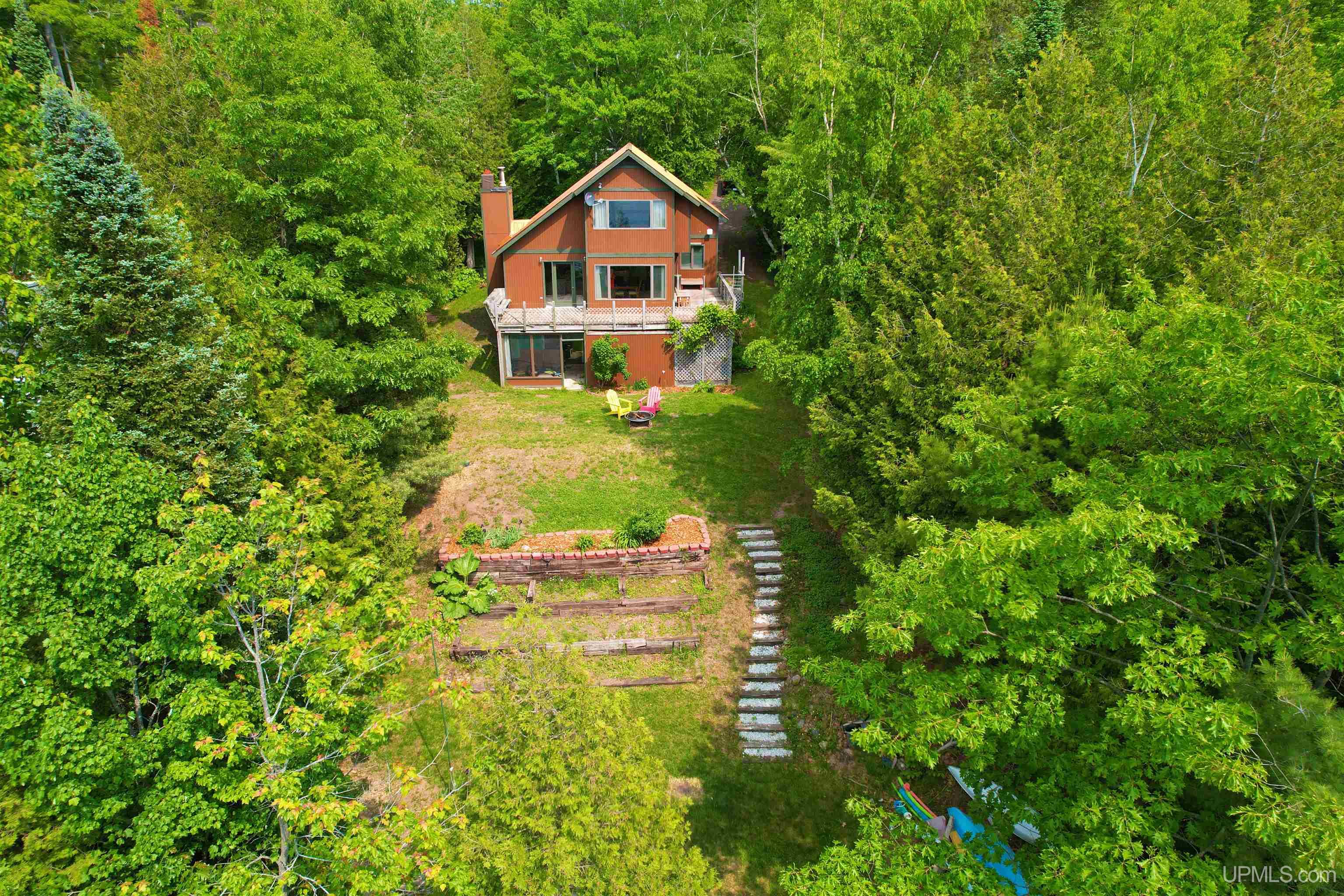 47001 Lower Point Mills Road Hancock, MI 49930 - Photo 4 of 65 Gallery Image 4