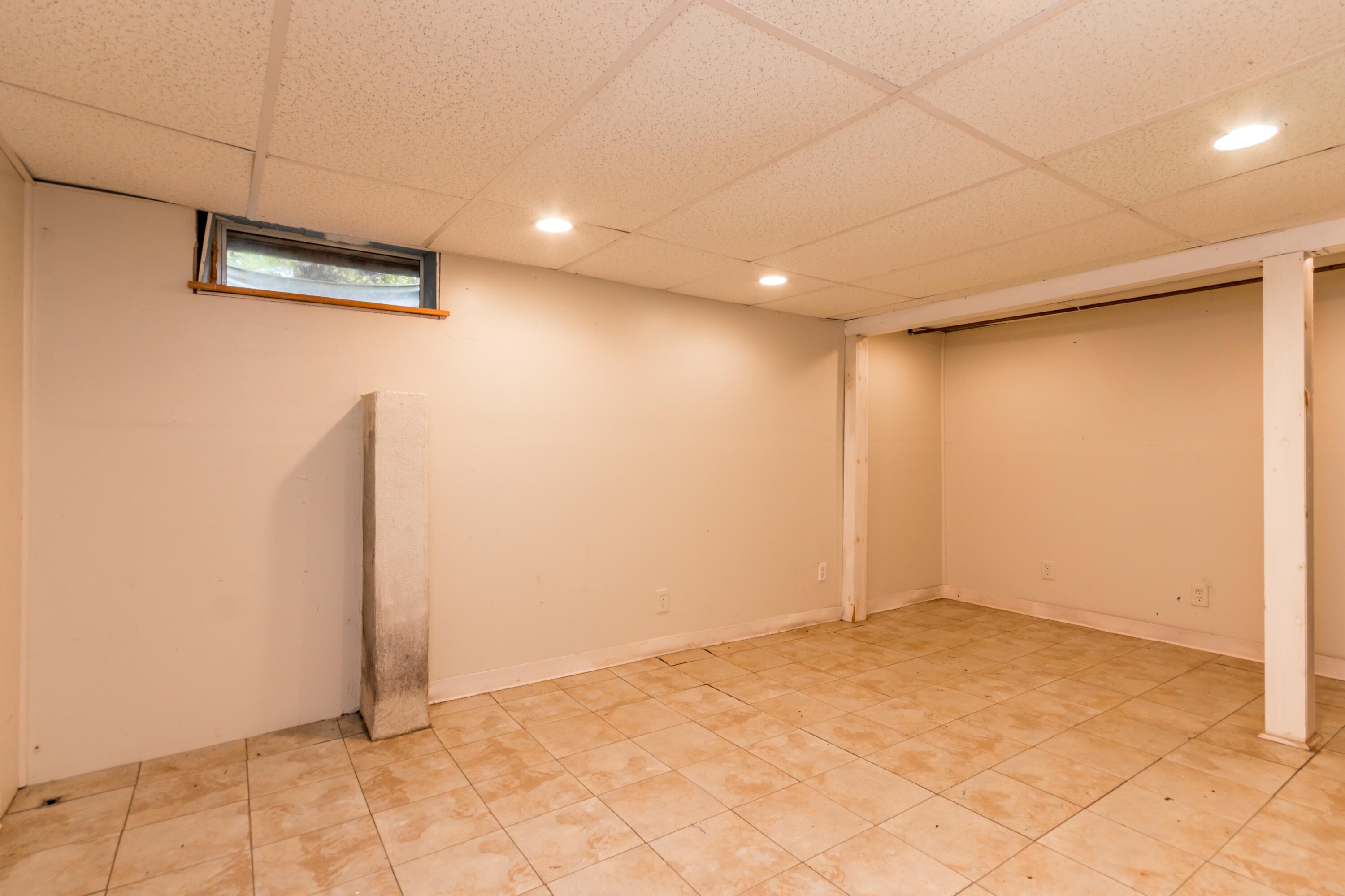3 Yacht Club Road Centerville, MA 02632 - Photo 25 of 38 Lower level space