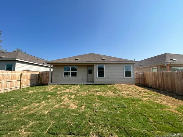 $1,990 | 14706 Somerset Mill, San Antonio, TX 78254