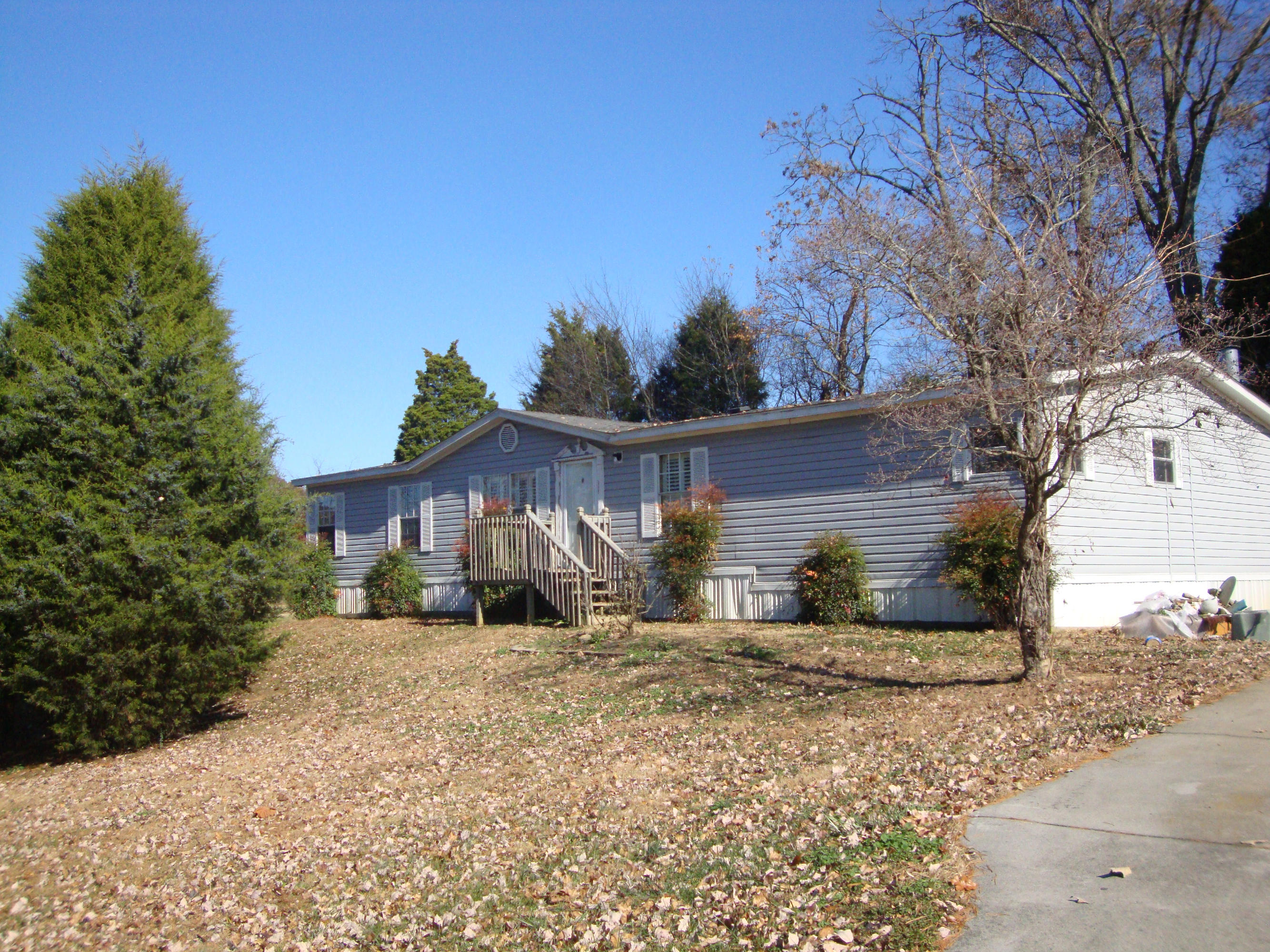 1104 Ridgeview Road Maryville, TN 37801 - Photo 2 of 7 1104 Ridge View Road