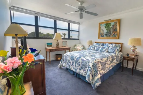 $235,000 | 336 Golfview Road, Unit 203, North Palm Beach, FL 33408