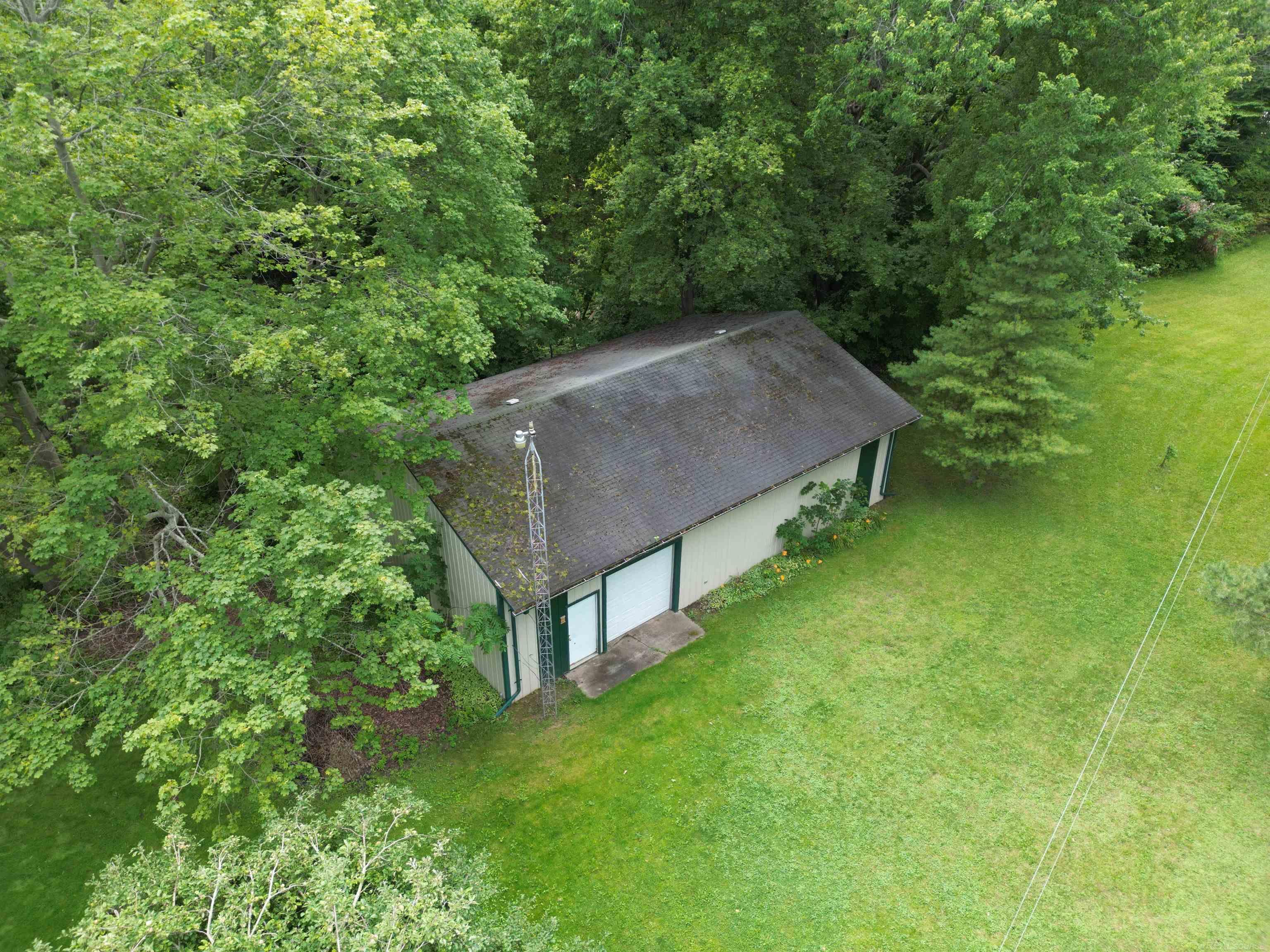 5180 Lakeshore Road Deckerville, MI 48427 - Photo 55 of 56 50118664-54.JPG