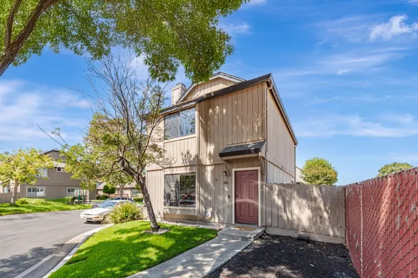 $565,000 | 200 Gibson Drive, Unit 36, Hollister, CA 95023