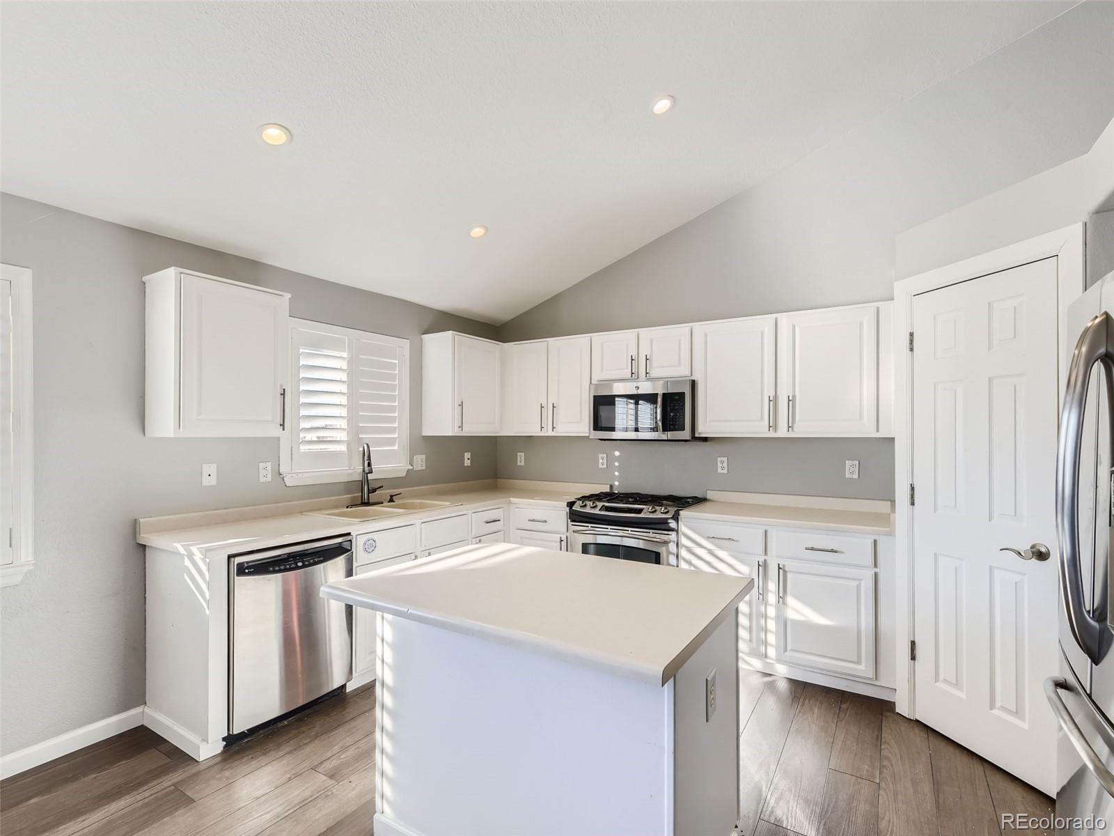 11085 Callaway Road Parker, CO 80138 - Photo 6 of 34 Gallery Image 6