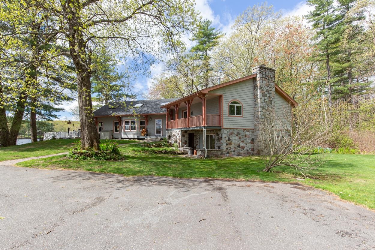 21 Hinds Lane Pelham, NH 03076 - Photo 8 of 46