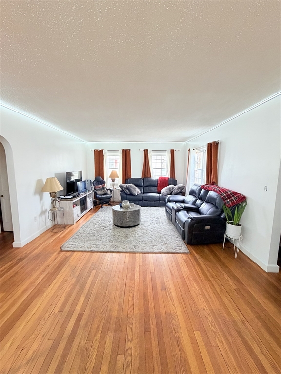 22 Felicia Street Springfield, MA 01104 - Photo 19 of 33