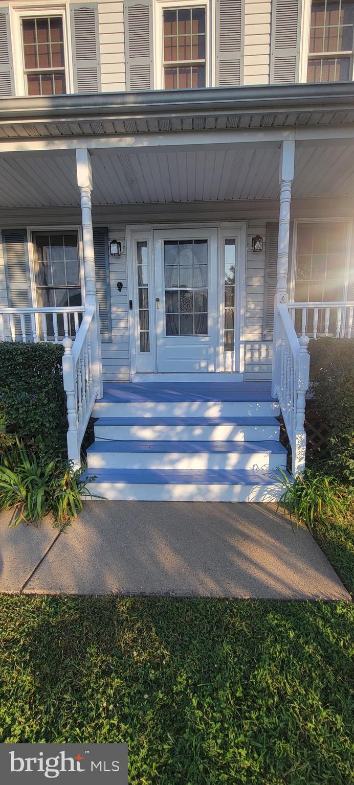 11607 River Meadows Way Fredericksburg, VA 22408 - Photo 6 of 67 Porch