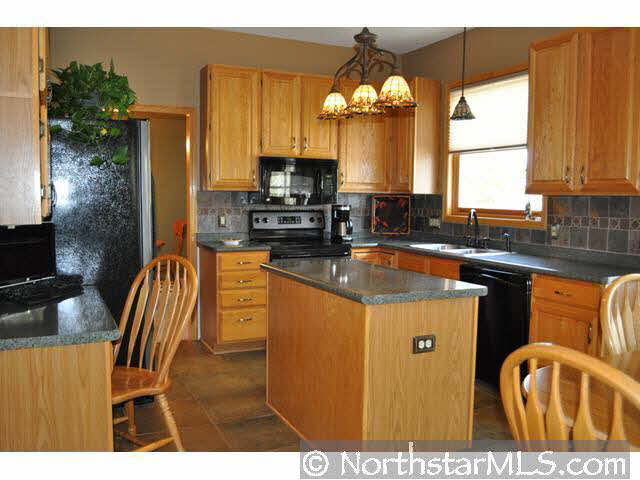 17088 Rogers Road Eden Prairie, MN 55347 - Photo 3 of 10