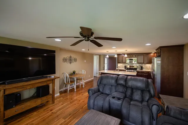 $325,000 | 8096 Channel Lane, Omro, WI 54963