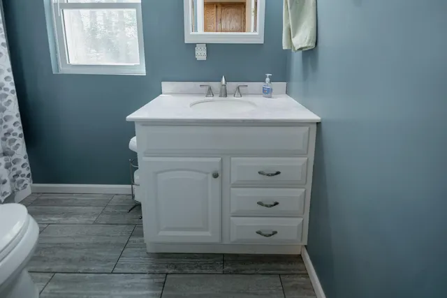 $325,000 | 8096 Channel Lane, Omro, WI 54963