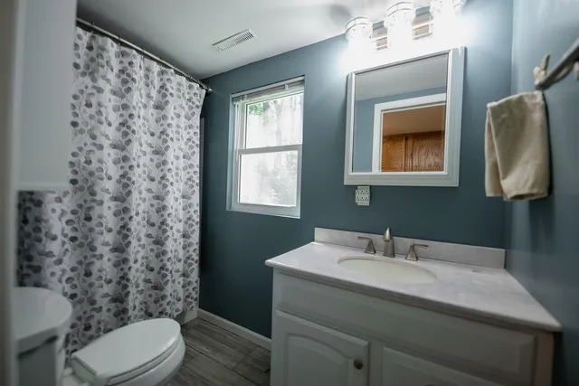 $325,000 | 8096 Channel Lane, Omro, WI 54963