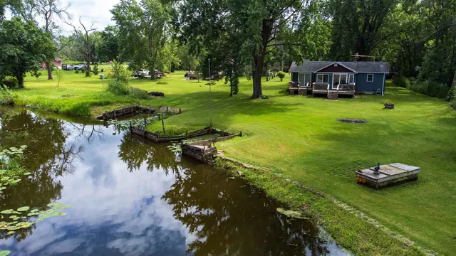 $325,000 | 8096 Channel Lane, Omro, WI 54963