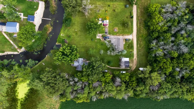 $325,000 | 8096 Channel Lane, Omro, WI 54963