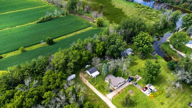 $325,000 | 8096 Channel Lane, Omro, WI 54963