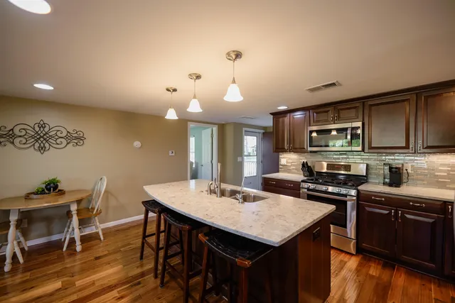 $325,000 | 8096 Channel Lane, Omro, WI 54963