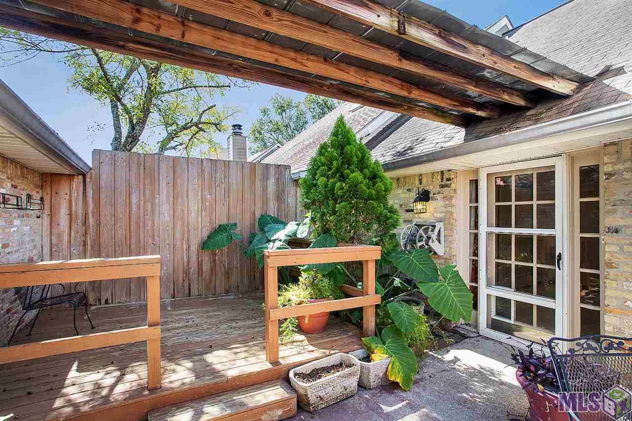 2068 Michel Delving Road Baton Rouge, LA 70810 - Photo 5 of 15 Private patio with Breezeway