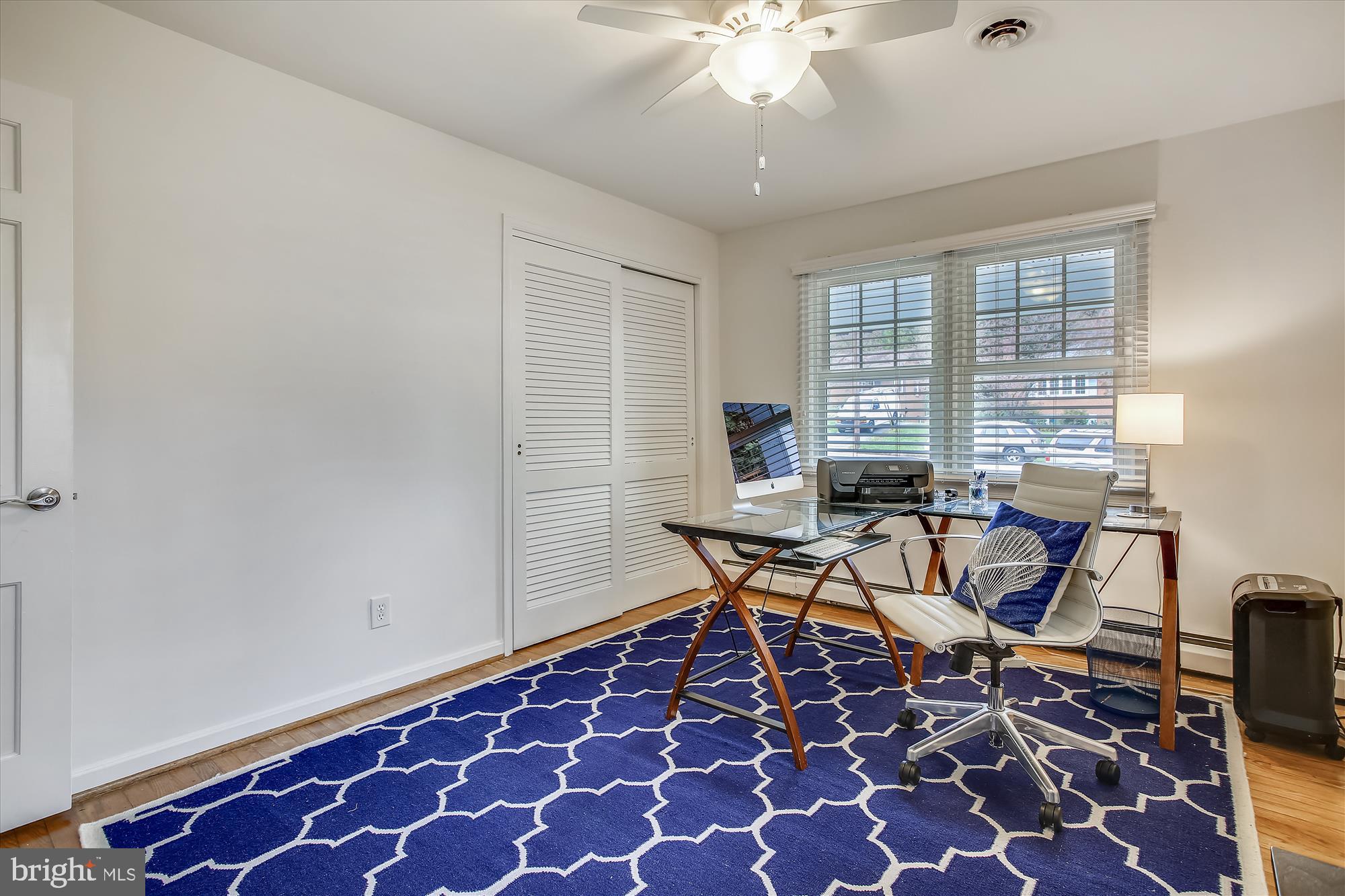 1437 Cola Drive McLean, VA 22101 - Photo 18 of 34 a workspace with wooden floor