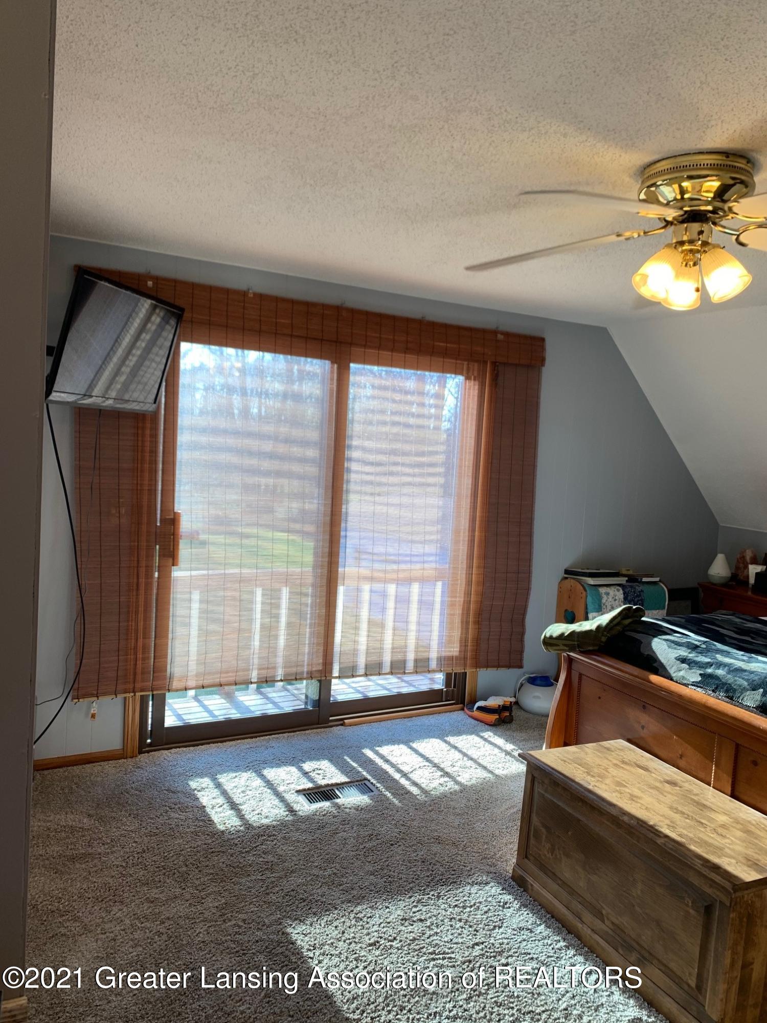 9586 Fenner Road Perry, MI 48872 - Photo 20 of 22 IMG_4104