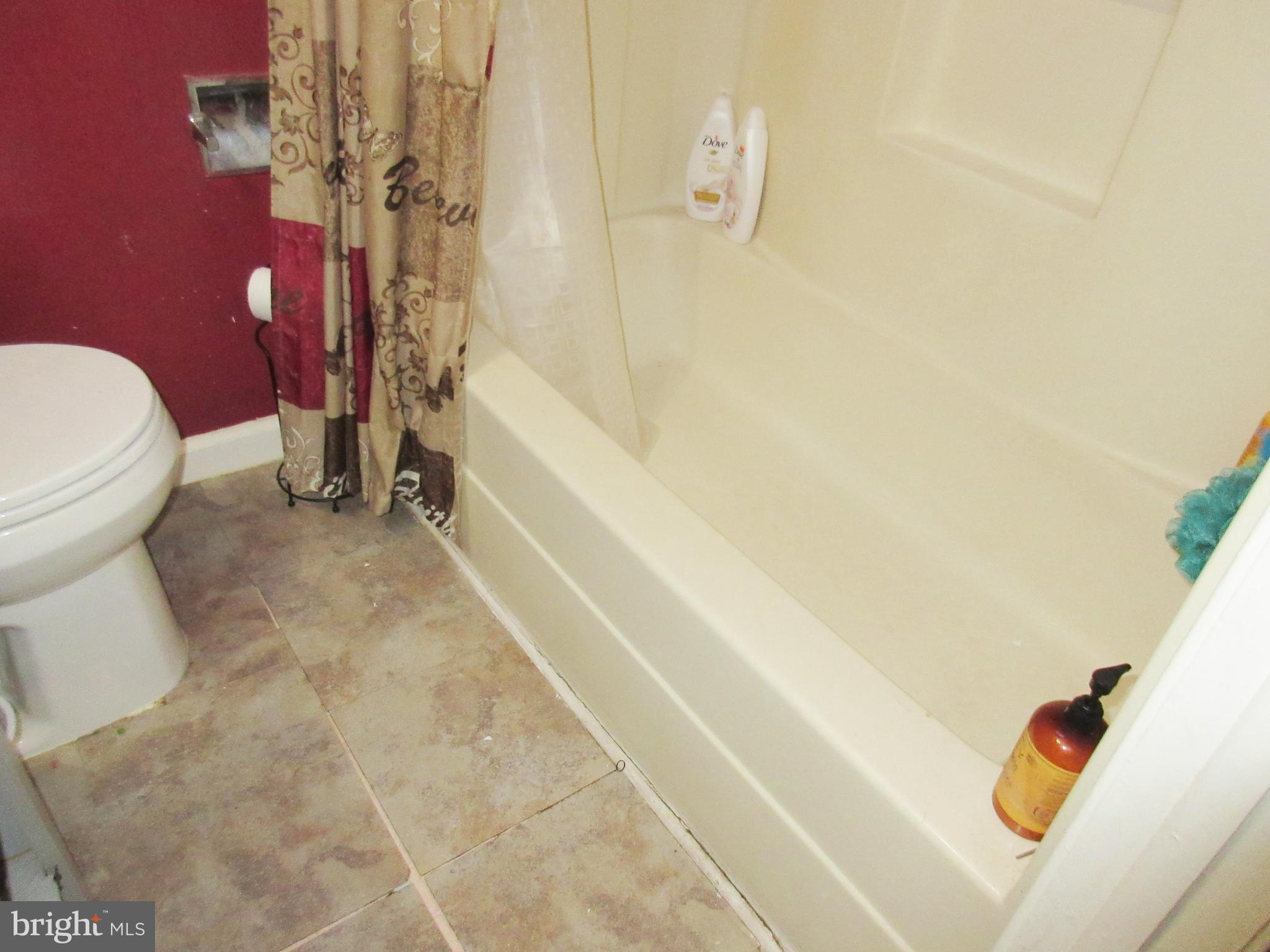 1213 Edgehill Road Darby, PA 19023 - Photo 14 of 19