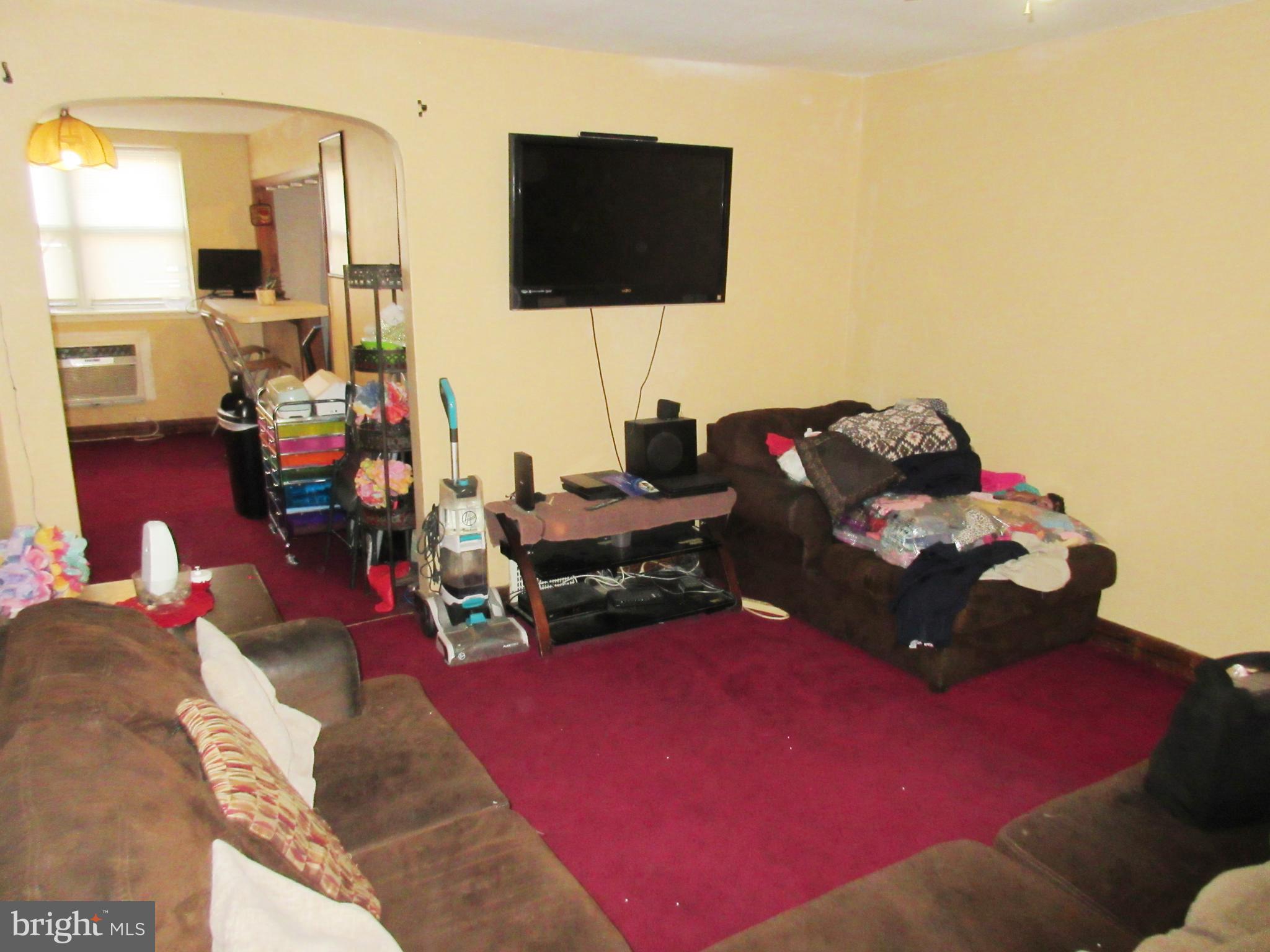 1213 Edgehill Road Darby, PA 19023 - Photo 5 of 19
