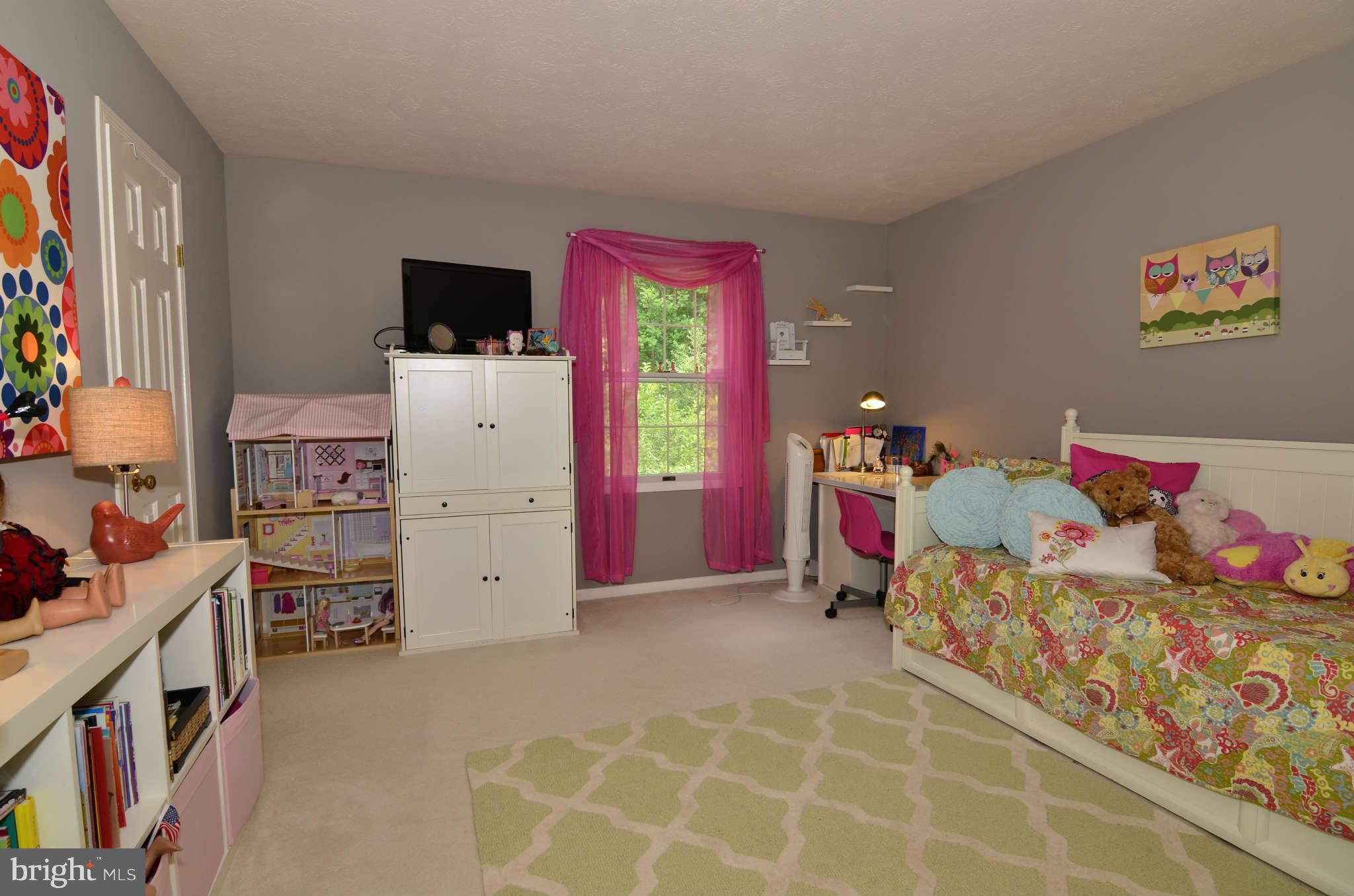 1303 Quail Ridge Drive Reston, VA 20194 - Photo 17 of 30 Bedroom