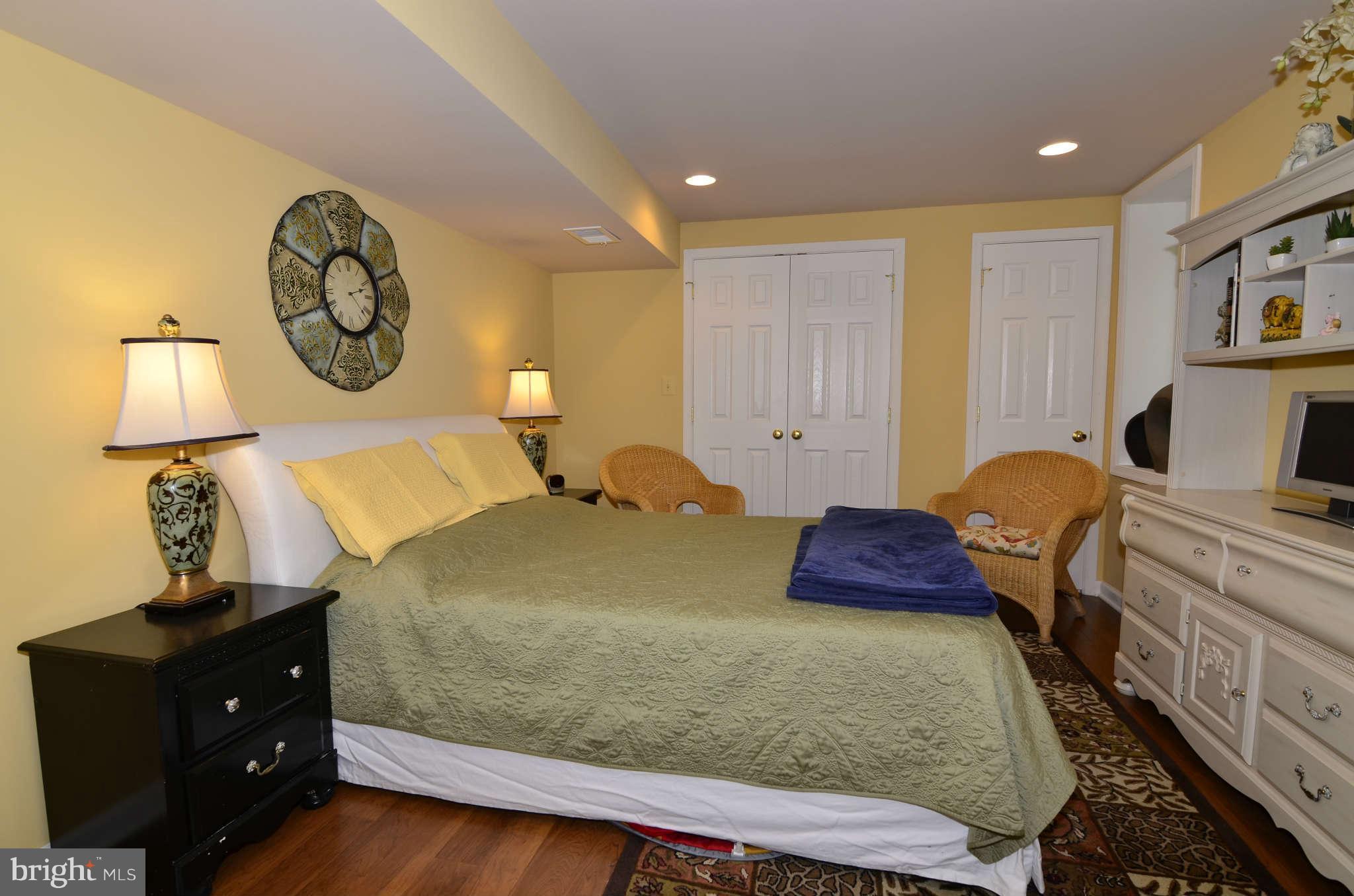 1303 Quail Ridge Drive Reston, VA 20194 - Photo 20 of 30 Bedroom