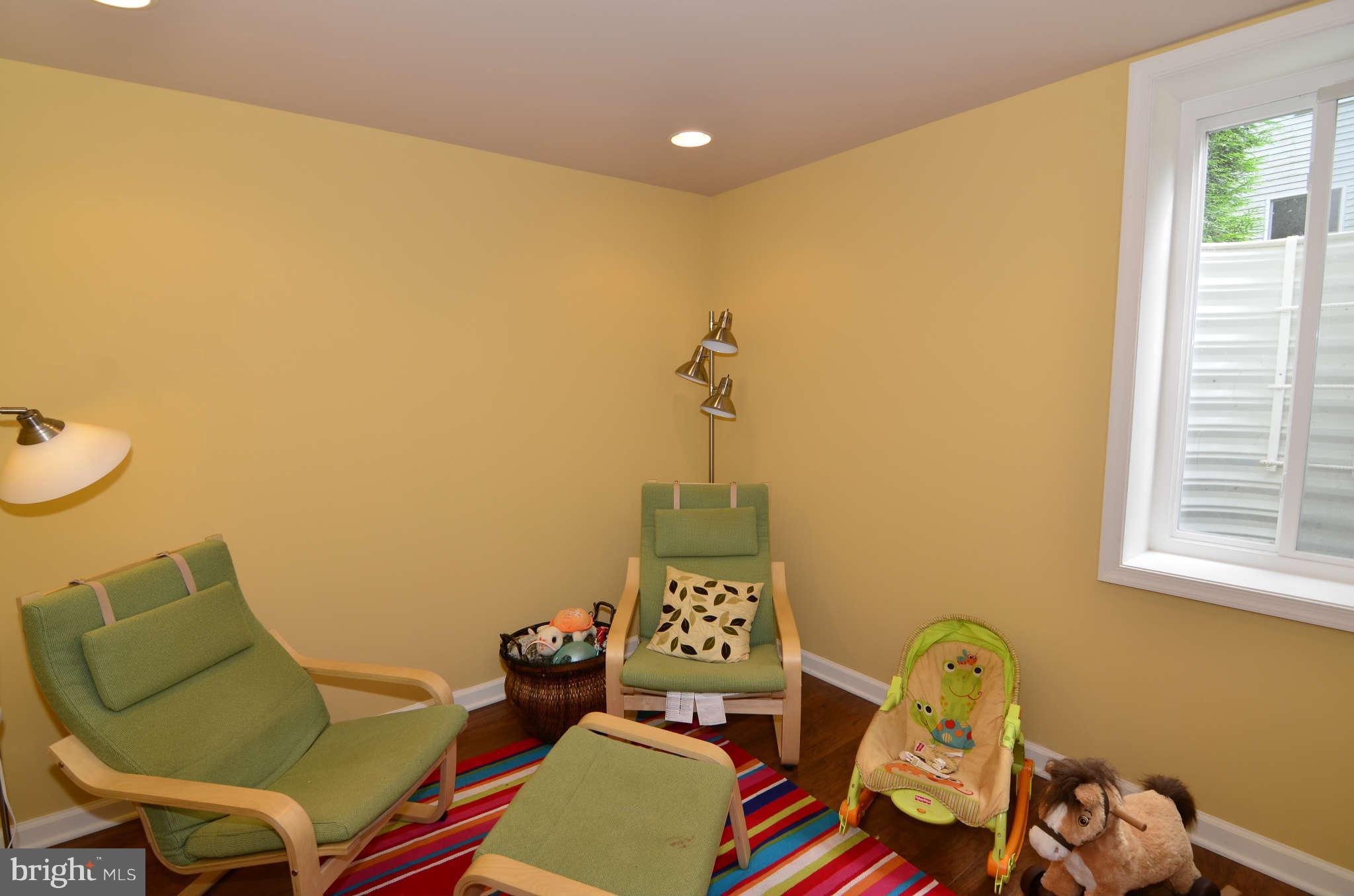 1303 Quail Ridge Drive Reston, VA 20194 - Photo 21 of 30 Bedroom