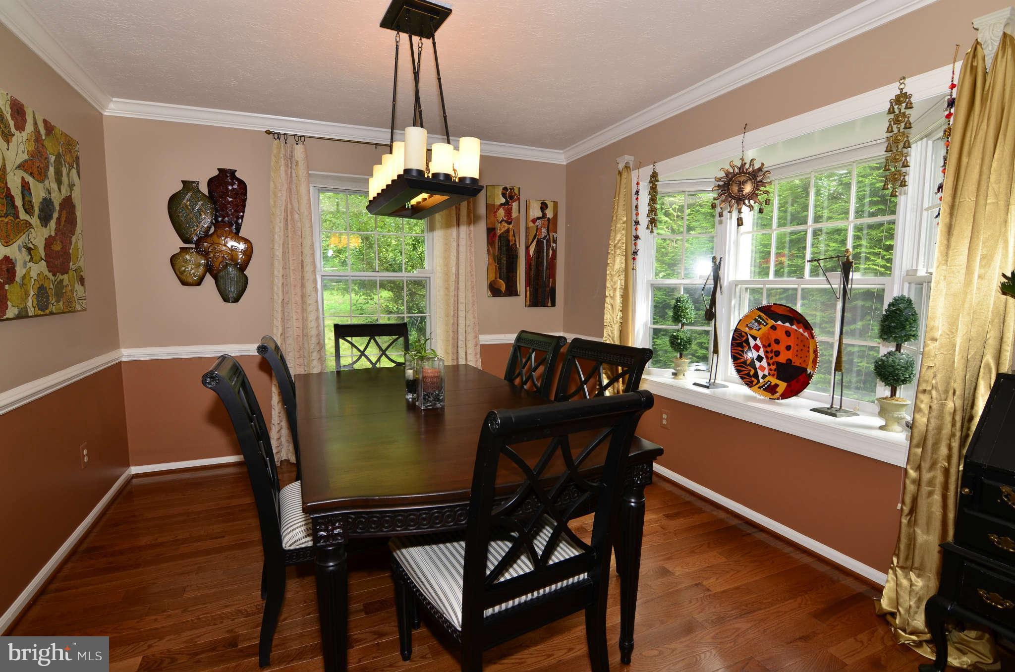 1303 Quail Ridge Drive Reston, VA 20194 - Photo 4 of 30 Dining Room
