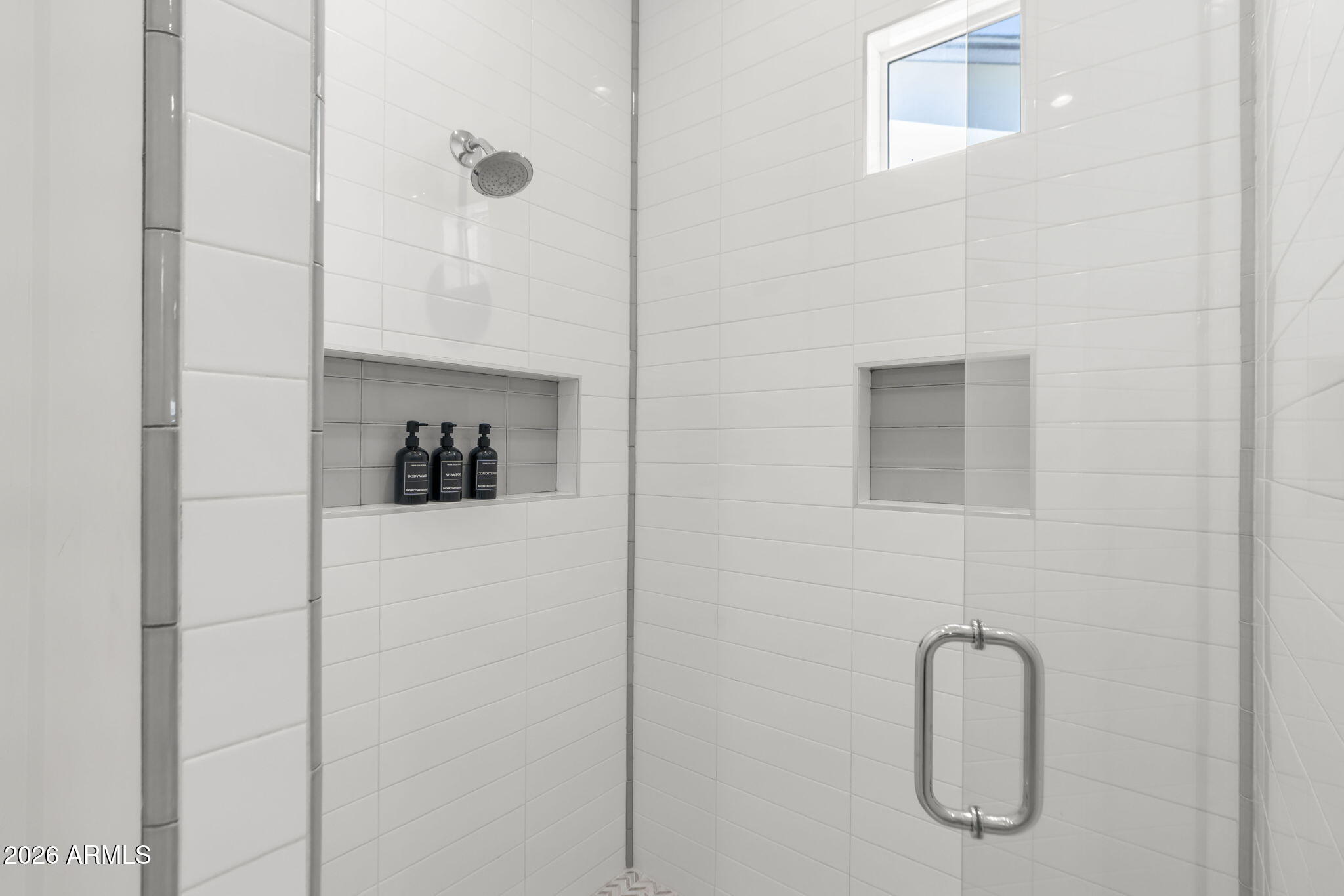4201 East Cheery Lynn Road Phoenix, AZ 85018 - Photo 15 of 31 Primary Bathroom 2