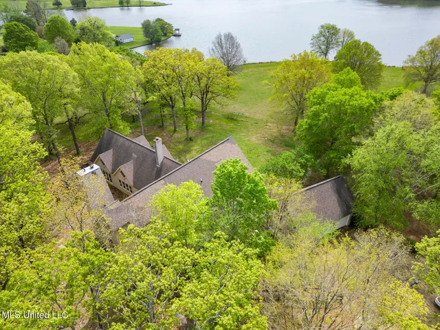 $479,900 | 151 Chapel Hill Road, Flora, MS 39071