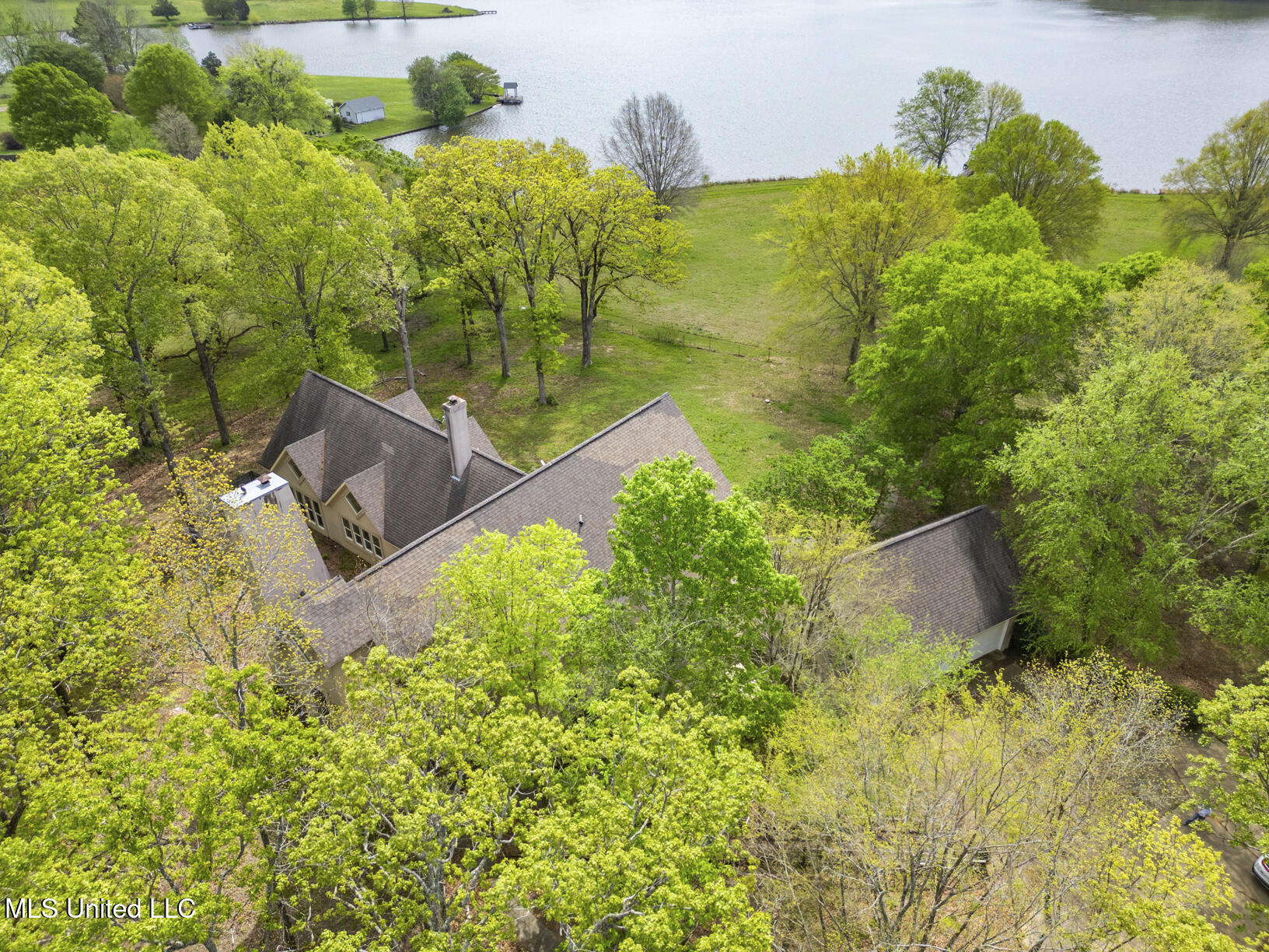 151 Chapel Hill Road Flora, MS 39071 - Photo 4 of 60 151 Chapel Hill Rd