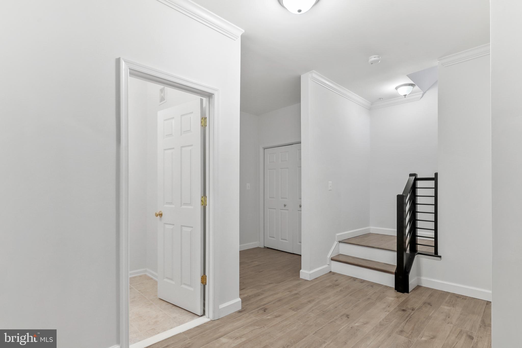 43371 Locust Dale Terrace, Unit 107 Ashburn, VA 20147 - Photo 2 of 24