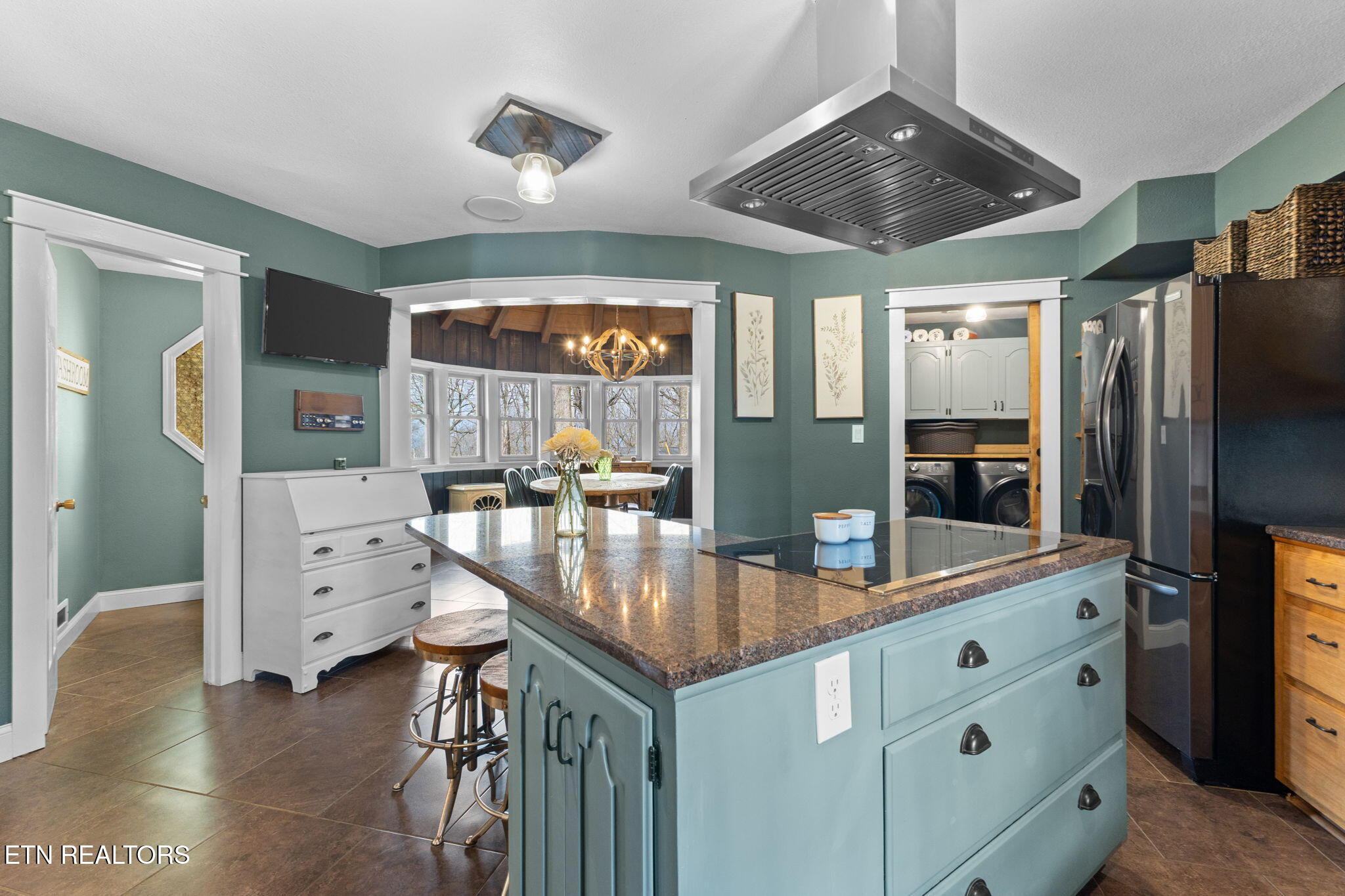 121 Wendover Circle Oak Ridge, TN 37830 - Photo 14 of 59 32-web-or-mls-3F1A4070