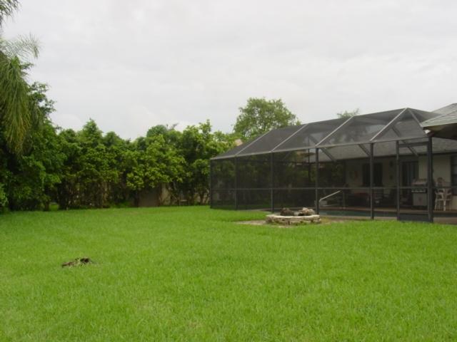11376 Chisolm Way Boca Raton, FL 33428 - Photo 23 of 35 Yard 2