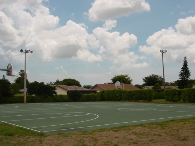 11376 Chisolm Way Boca Raton, FL 33428 - Photo 25 of 35 Powderhorn Park Basketball