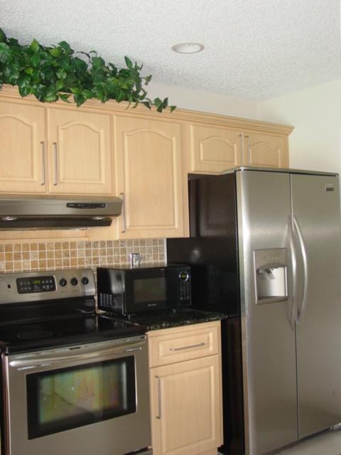11376 Chisolm Way Boca Raton, FL 33428 - Photo 8 of 35 Kitchen 2