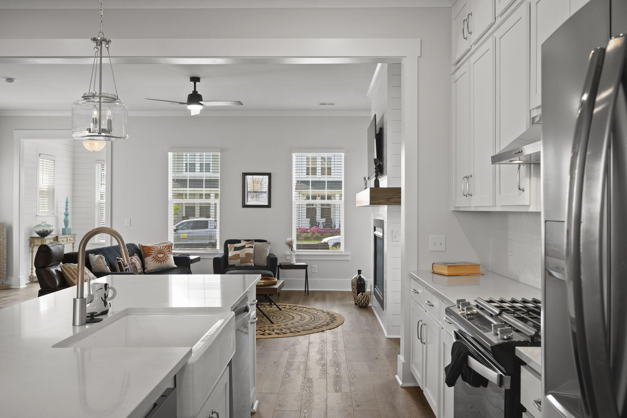 310 Eclipse Street Summerville, SC 29486 - Photo 22 of 64 Kitchen