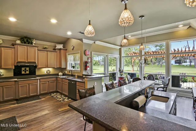 $480,000 | 7555 Mahalo Hui Drive, Diamondhead, MS 39525