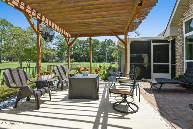 $480,000 | 7555 Mahalo Hui Drive, Diamondhead, MS 39525