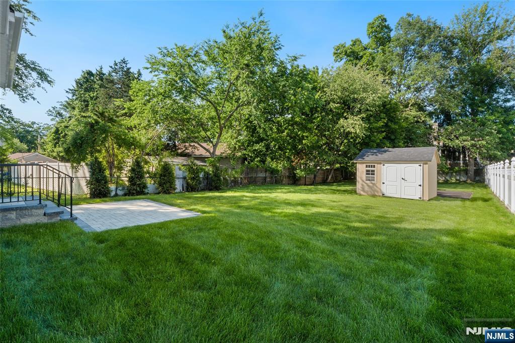 13 Harding Place Livingston, NJ 07039 - Photo 46 of 50