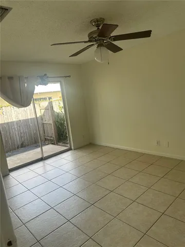 $1,400 | 948 18th Street, Vero Beach, FL 32960