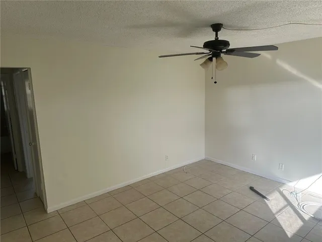 $1,400 | 948 18th Street, Vero Beach, FL 32960