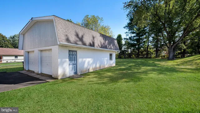 $3,450 | 1233 Spencer Road, Warminster, PA 18974