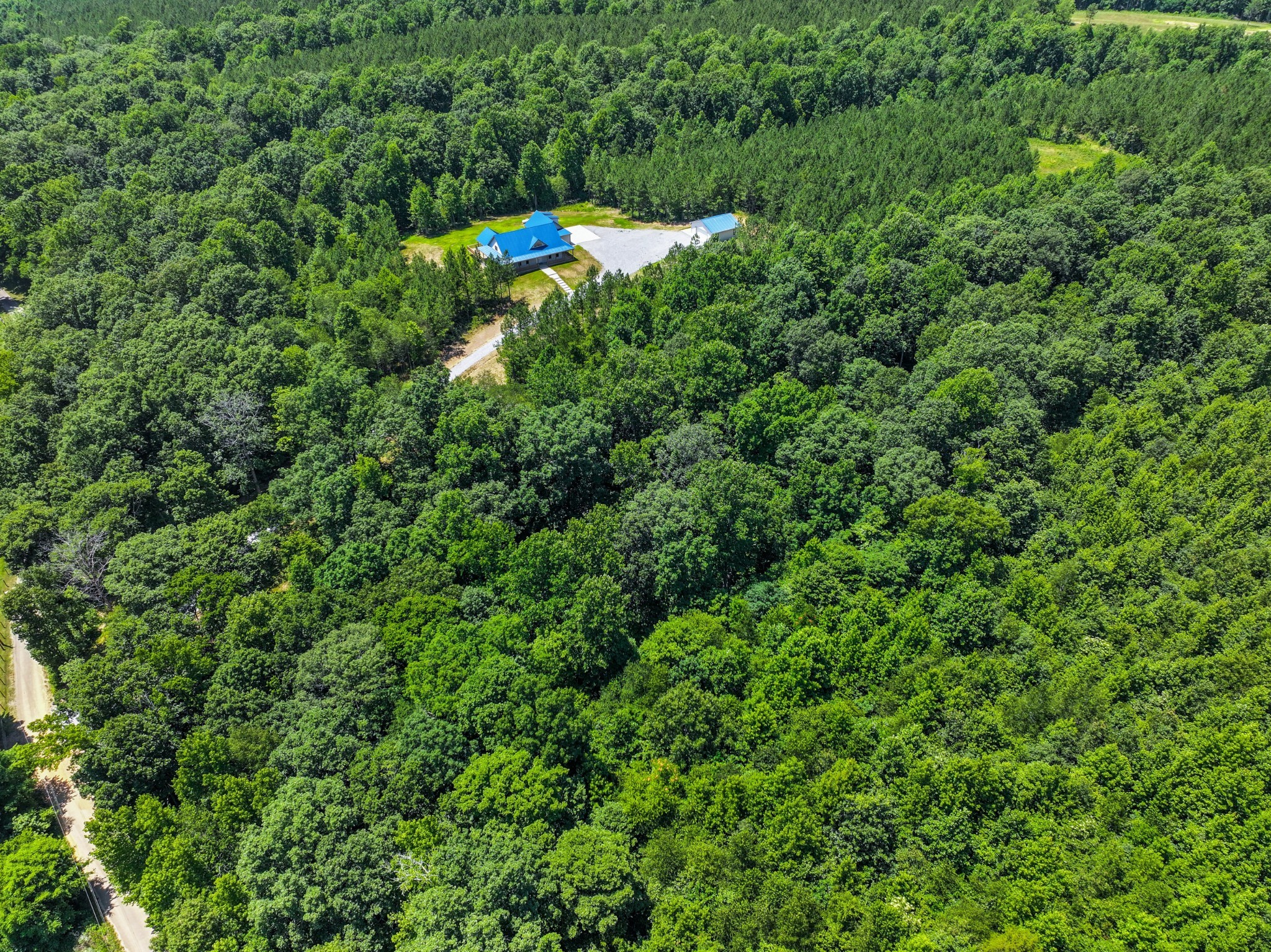 528 Upper Alsup Road Tennessee Ridge, TN 37178 - Photo 12 of 66 Gallery Image 12