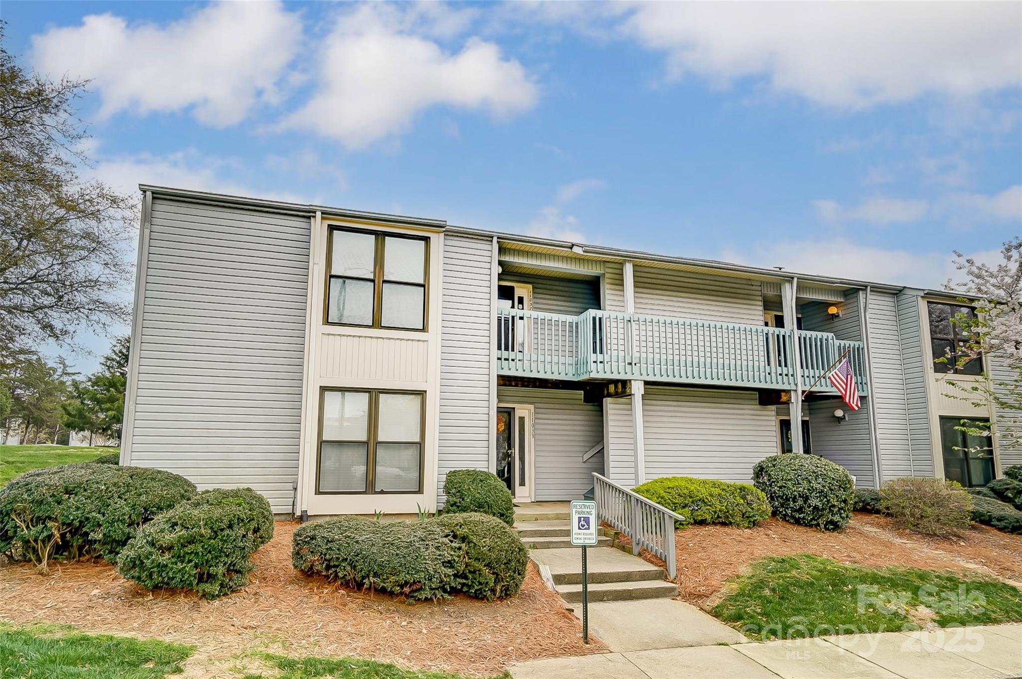 11039 Harrowfield Road Charlotte, NC 28226 - Photo 2 of 19 a front view of a house with a yard