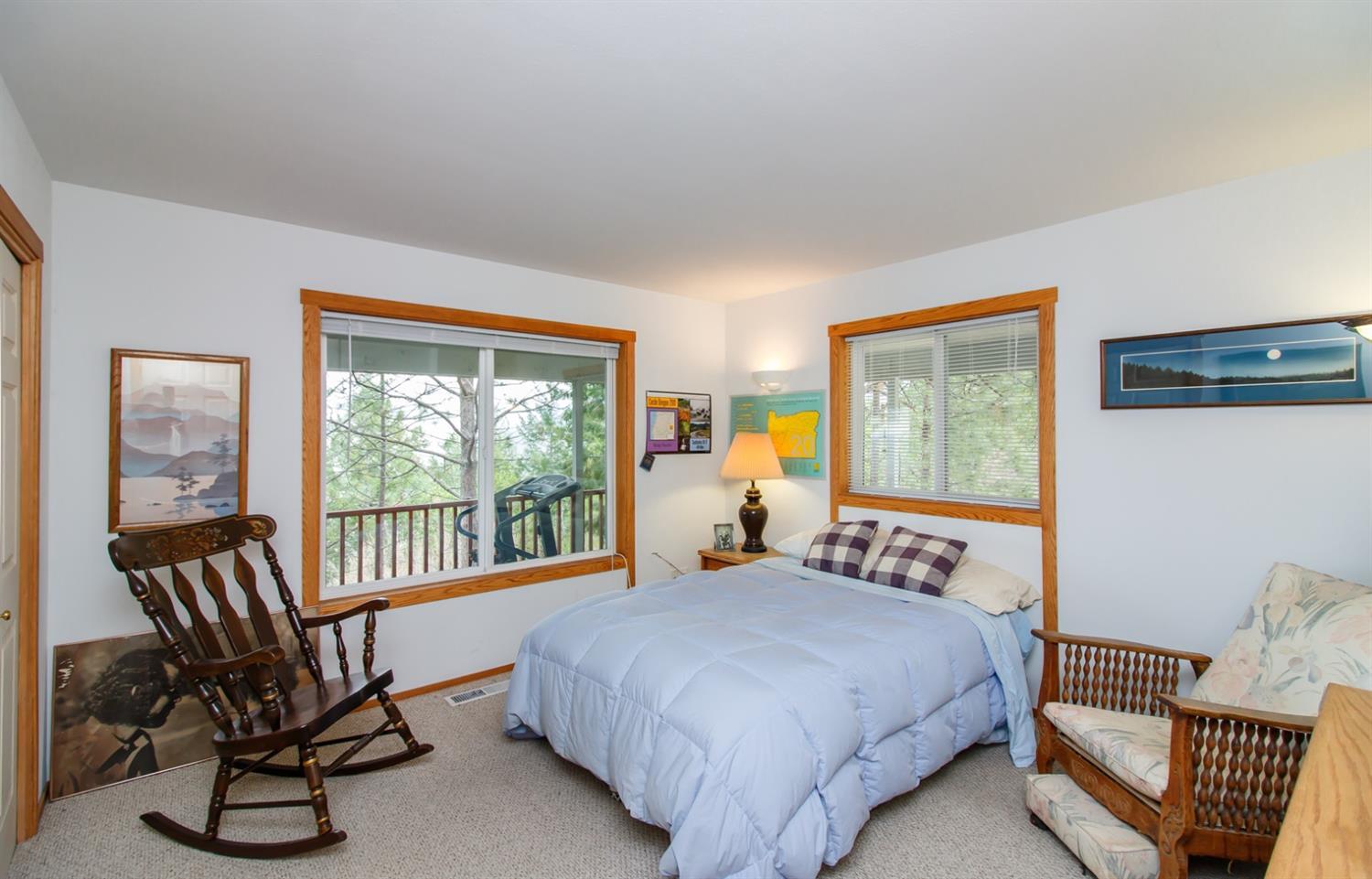 8907 Yank Gulch Road Talent, OR 97540 - Photo 11 of 32 Additional Photo