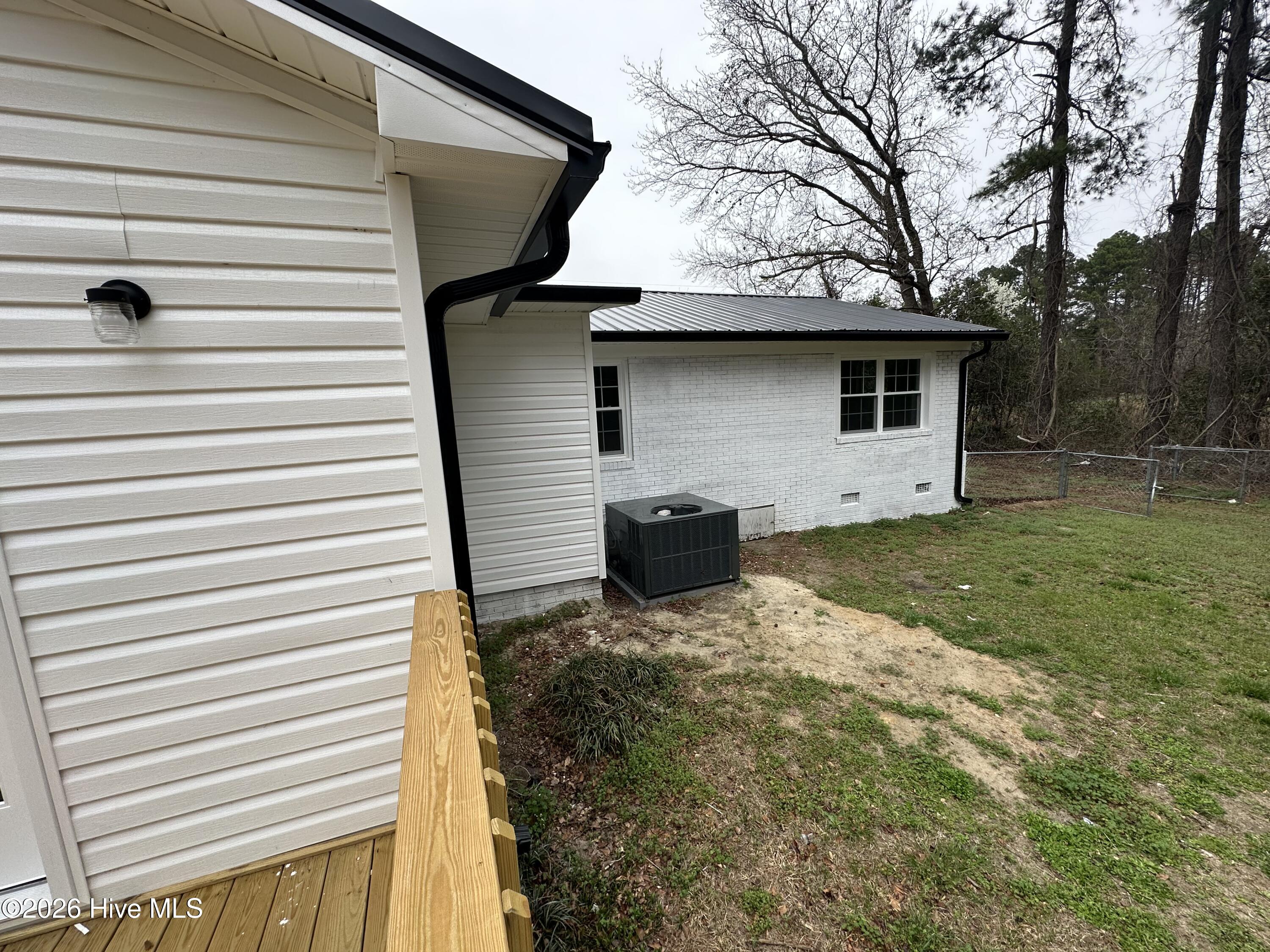 11140 Barnes Bridge Road Laurinburg, NC 28352 - Photo 18 of 19 IMG_1896